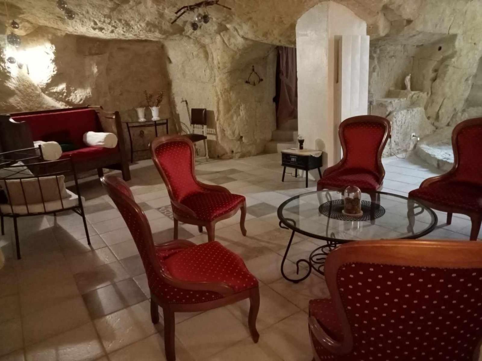 Esprit Troglo Villa Beaumont-en-Véron Exterior foto